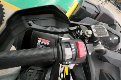left-handle-jpg LM-ATV1000 976cc 4×4 Mud ATV